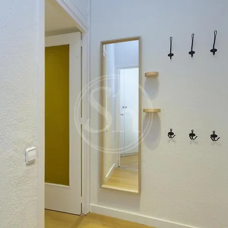 Apartamento Gran Via Monumental Barcelona
